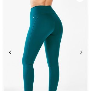 Fabletics high waisted power hold 7/8 | size S